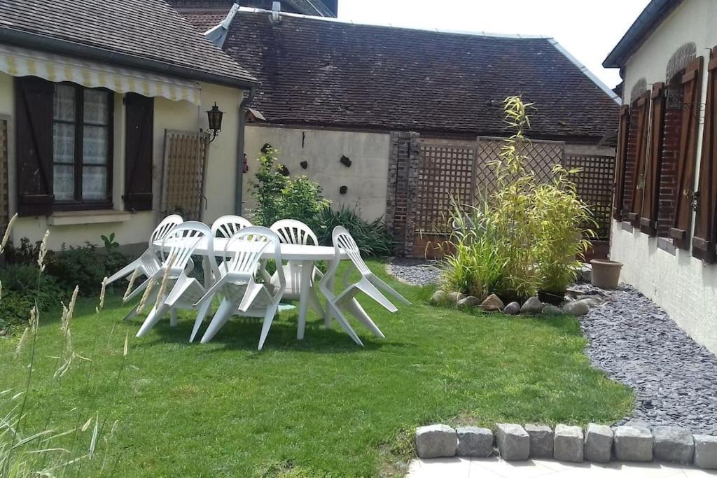 Gite De La Bouvotte Neuville-sur-Vannes Extérieur photo